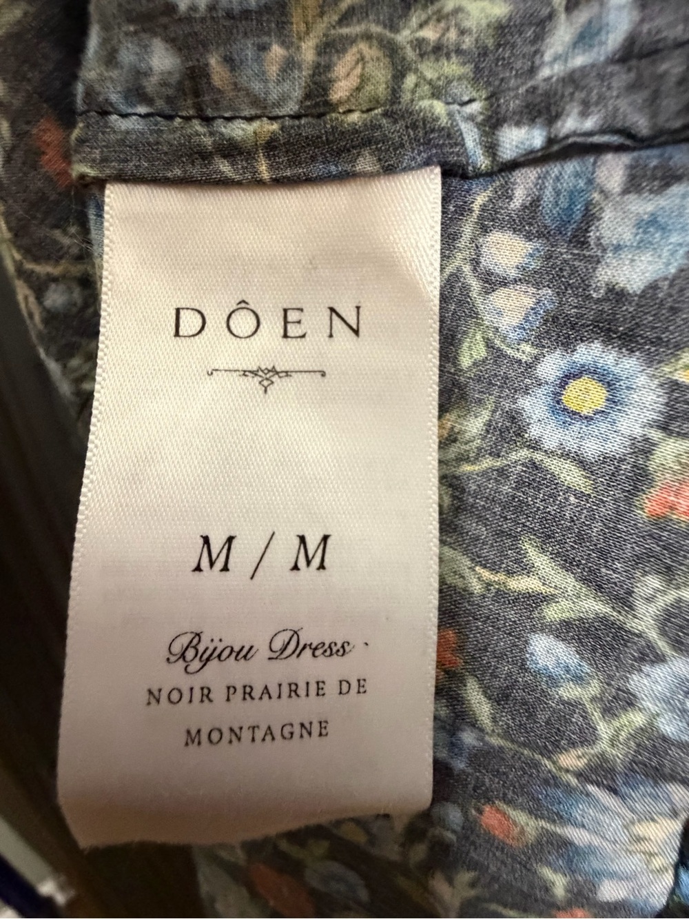 Doen Bijou Dress in Noir Prairie de Montagne Size Medium Floral Puff Sleeve - Picture 9 of 10